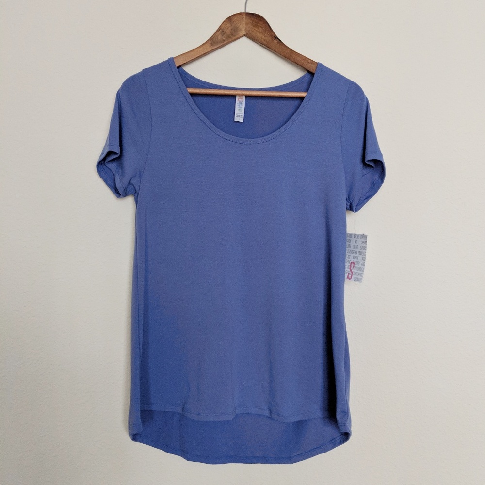 NWT LulaRoe - Classic Tee